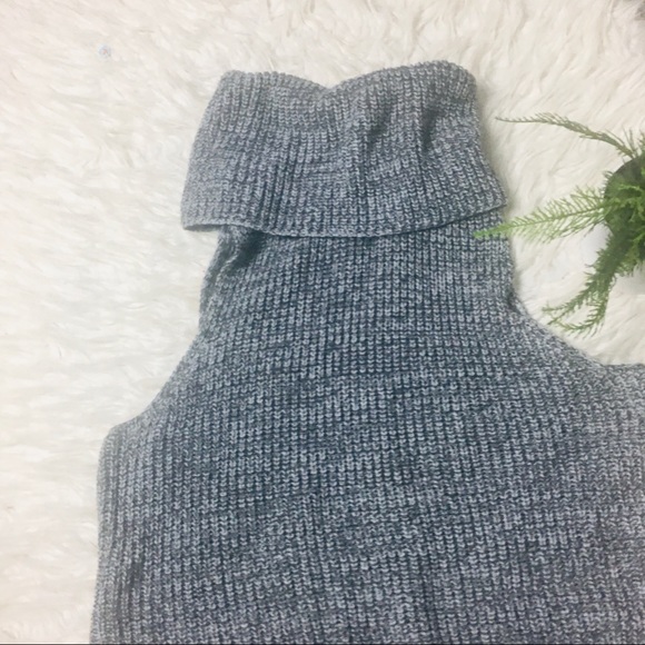 Charlotte Russe Sleeveless High Low  Turtleneck Knit Sweater Gray Size Small - Picture 10 of 14